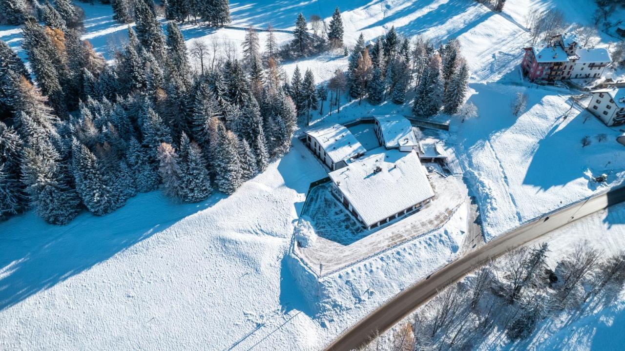 Hotel Casa Alpina Folgaria Exterior foto